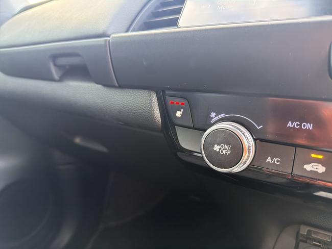 Honda Jazz Photo spincar-acfd15bad814f09228b881e8b5bb110eab60794f.jpg