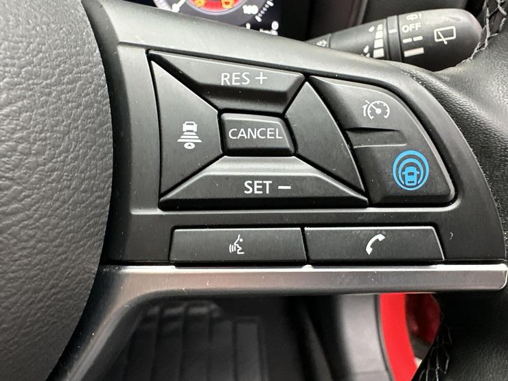 Nissan JUKE Photo spincar-ad8e453912da6728692d0688a7caff99bf1ca510.jpg