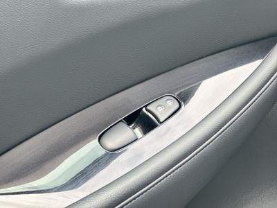 Nissan Leaf Photo 25