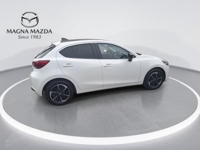 Mazda Mazda2 Photo 9