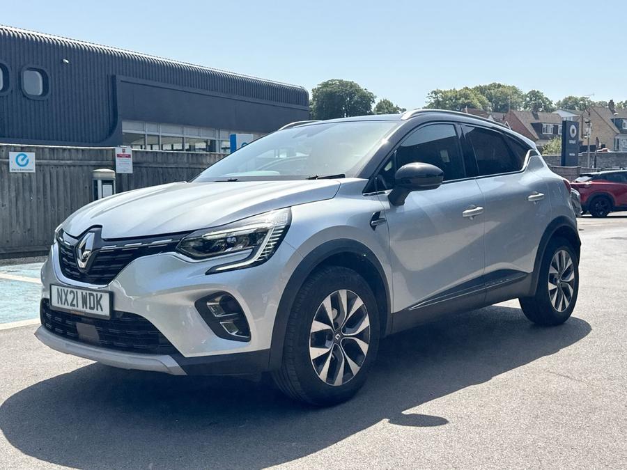 Renault Captur Photo spincar-ae620b6b2aeba8d138bb0848707b70b6ce5fdfd6.jpg
