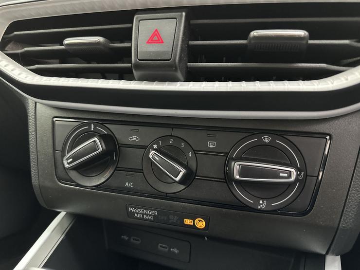 SEAT ARONA Photo spincar-ae9448d3e3df0e4340d2cfa3f03c0e3ea7ac7ba0.jpg