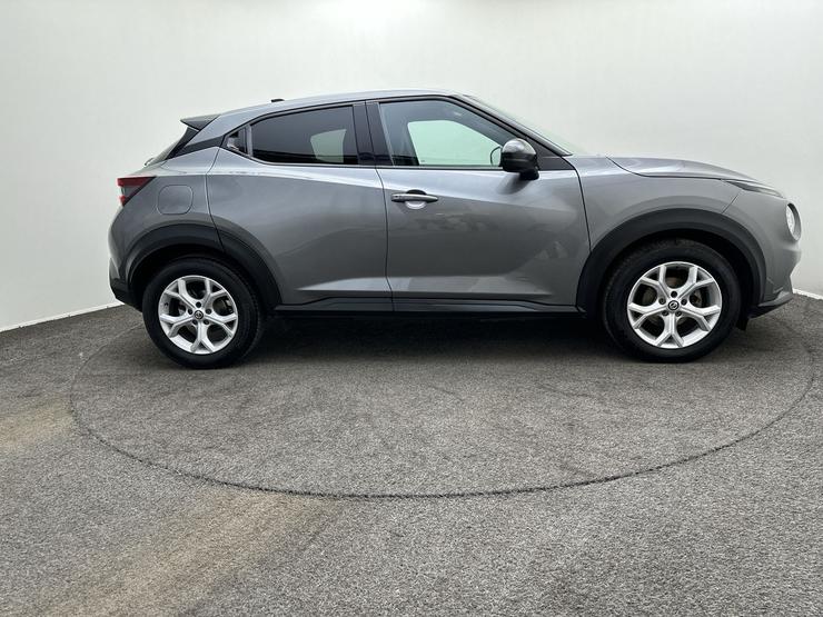 Nissan JUKE Photo spincar-aee7bae3192504e1dca81fc19e8a5732b14e4402.jpg