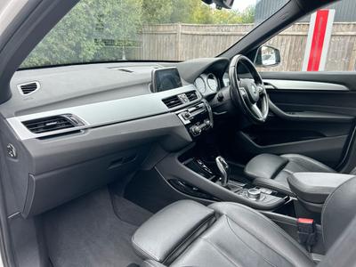 BMW X1 Photo 13