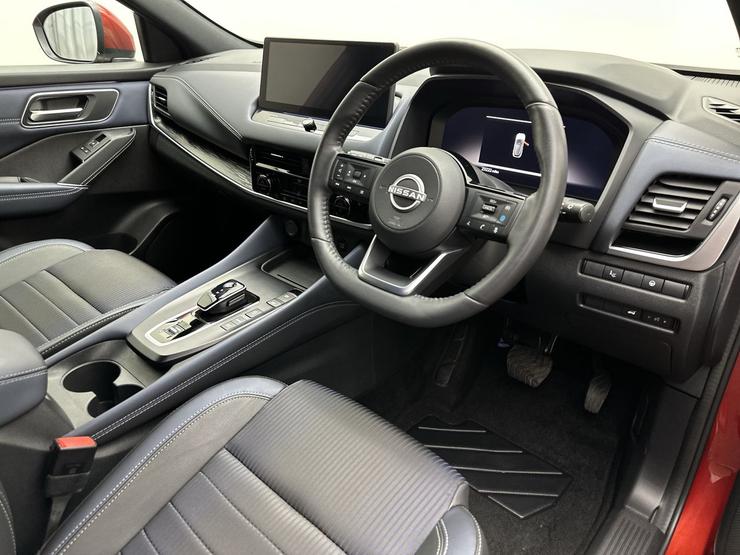 Nissan QASHQAI Photo spincar-aef407d63b6370e106c5c08931ef6c7a4df533ff.jpg