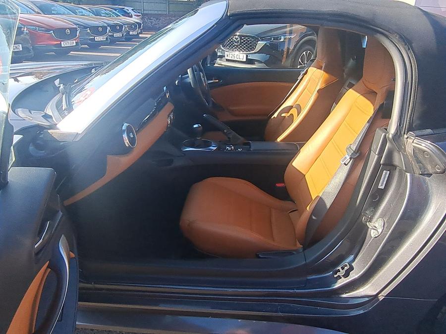 Fiat 124 Spider Photo spincar-af80c726cd9b50227d7a8313ef8e35487c1fa019.jpg