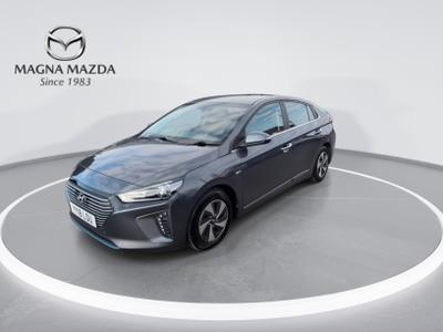 Hyundai IONIQ Photo 3