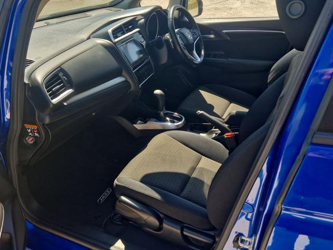 Honda Jazz Photo spincar-b000141eff4853ccdebe48ff127fd76ae2e151ce.jpg
