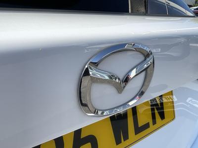 Mazda Mazda2 HYBRID Photo 27