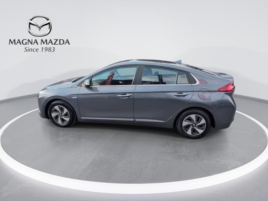 Hyundai IONIQ Photo spincar-b034bd68950183621b5679a7f2b62ca16c2bba3a.jpg