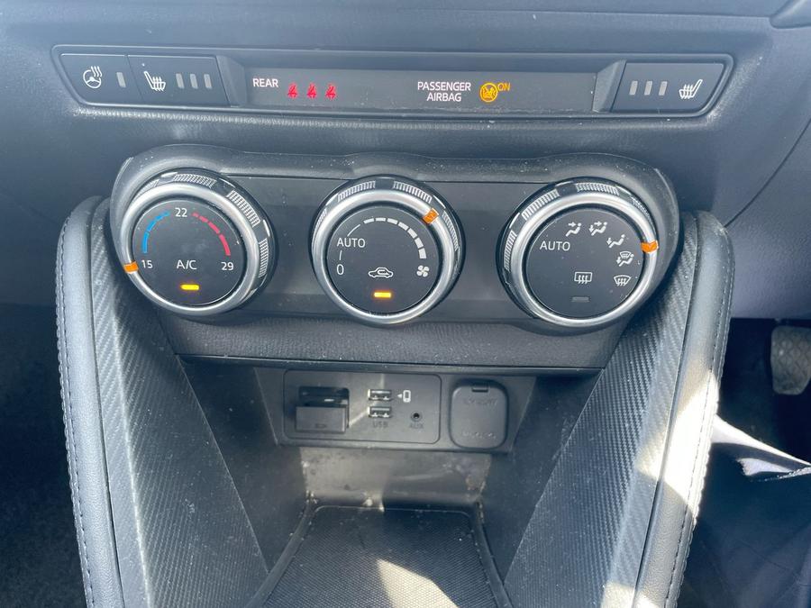 Mazda Mazda2 Photo spincar-b0491c87c925916ec54fd058c825b2892467d2c8.jpg