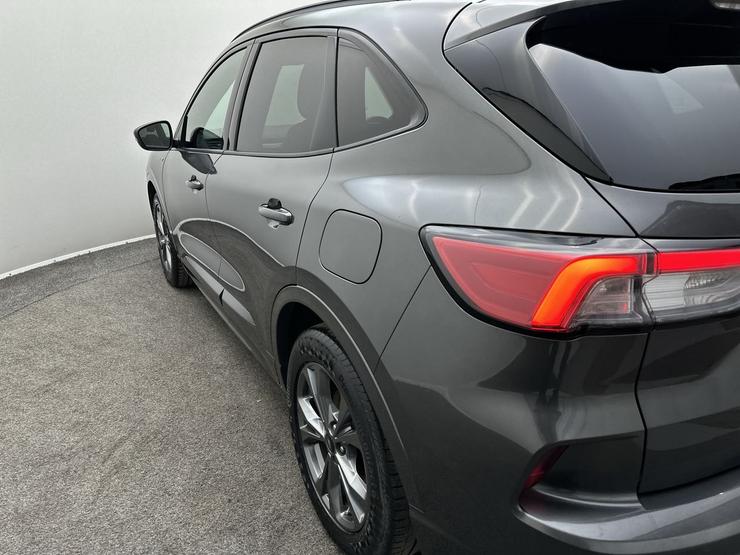 Ford Kuga Photo spincar-b097e8e3c2af2c50cfe7ddaef9b6c99a41f93374.jpg
