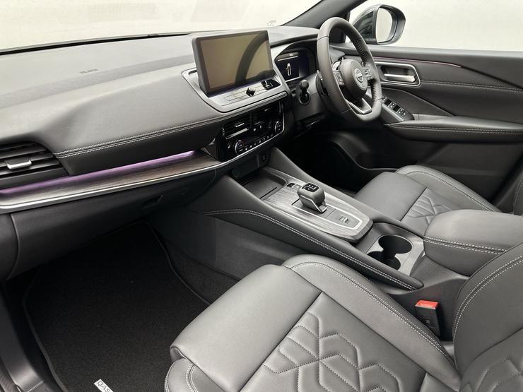 Nissan QASHQAI Photo spincar-b0dce5f0f991b272869c9d30b25cd2362a47ddee.jpg