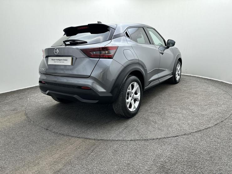 Nissan JUKE Photo spincar-b23614fccde9e5ff88387200731bfed18b6b9bf8.jpg
