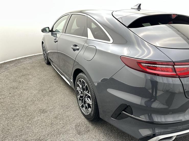 Kia Proceed Photo spincar-b26519dd66de35e6fd36c51f0d39a504d565bc08.jpg
