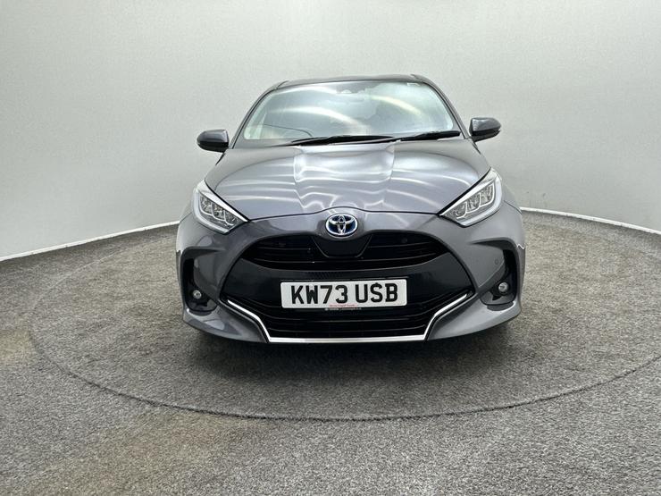 Toyota Yaris Photo spincar-b467b7ebe1200742a1d8d2304c8d4f4bea5ac5eb.jpg
