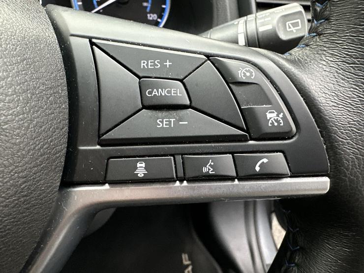 Nissan LEAF Photo spincar-b52d53a0e93f659a1e2f783635ba5950f4534429.jpg