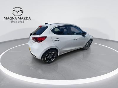 Mazda Mazda2 Photo 1