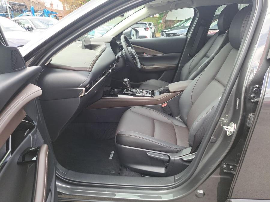 Mazda CX-30 Photo spincar-b60b819bbfdd75c3e8d609169a6775cd6b610041.jpg