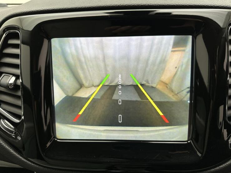 Jeep COMPASS Photo spincar-b6f757c1a3dc4c5660ba9baa6ae1dea286390bef.jpg