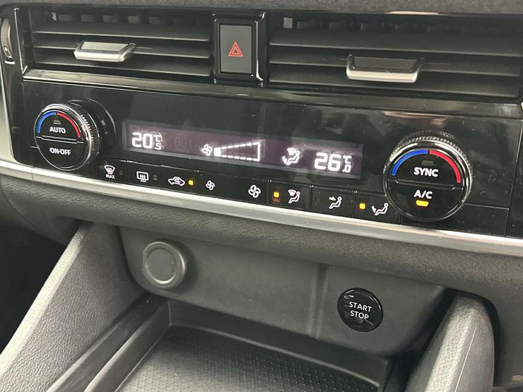 Nissan QASHQAI Photo spincar-b7f281e96cccfead77aa32c90c85e0cbafe5ab13.jpg