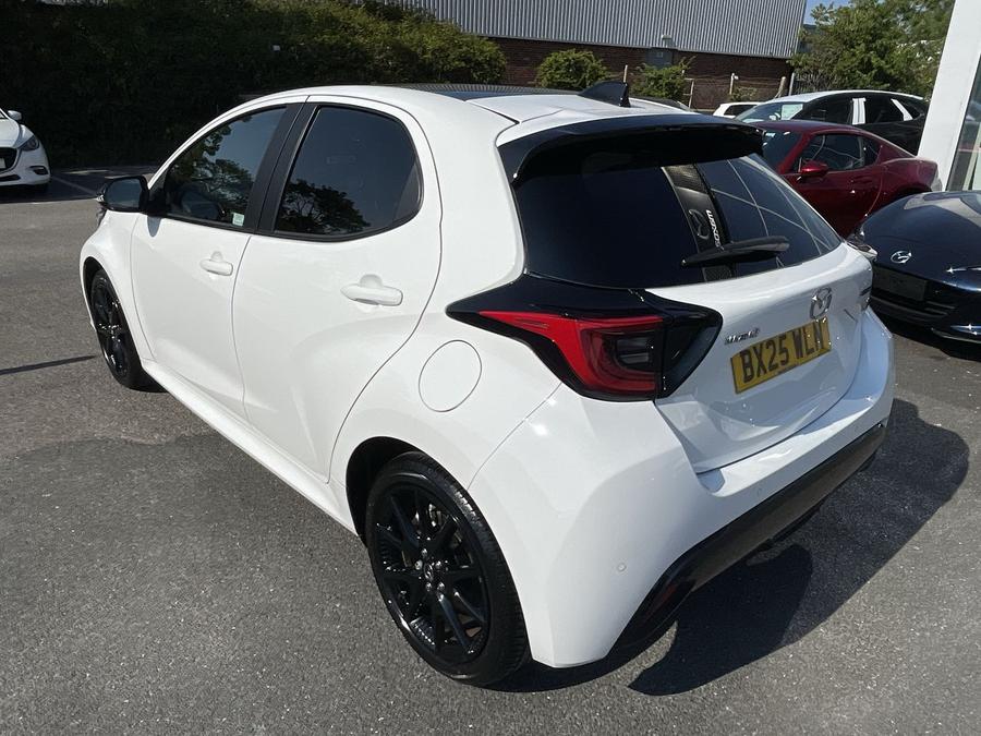 Mazda Mazda2 HYBRID Photo spincar-b81b526648c57b2d26d20893bbaae6353a2804c7.jpg