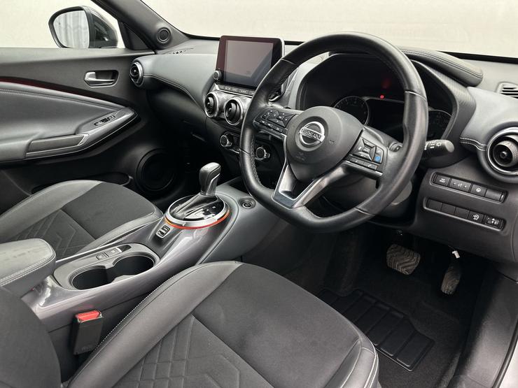 Nissan JUKE Photo spincar-b93ad9bbefd47d02378d2c1545b7fa4edf8d90ff.jpg