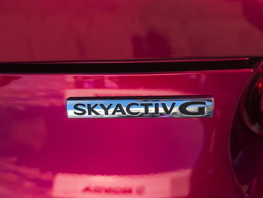 Mazda MX-5 Photo spincar-b949cdb76192a110497f12f8b5d589dfcb6ba730.jpg