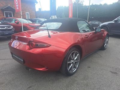 Mazda MX-5 Photo 13