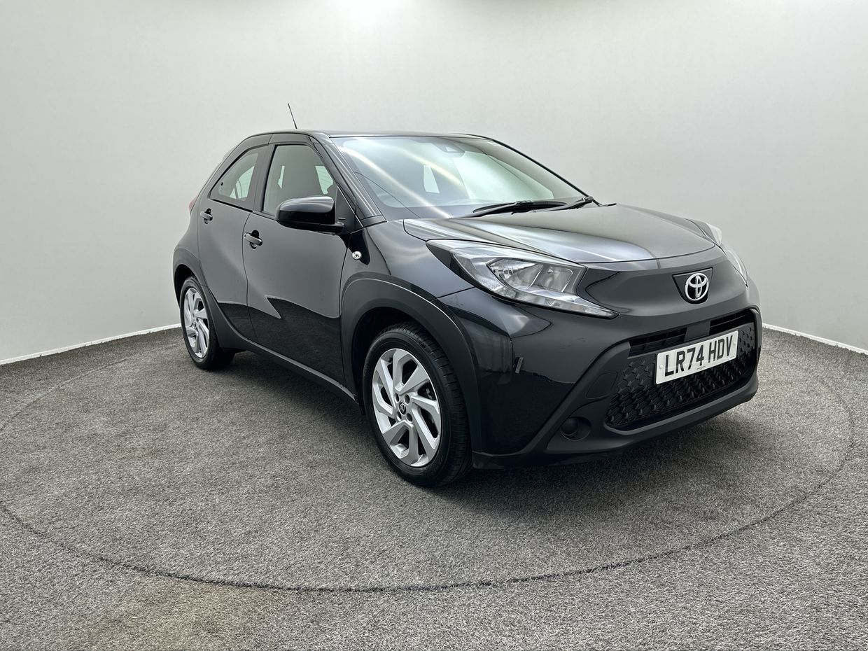 Toyota AYGO X Photo 0