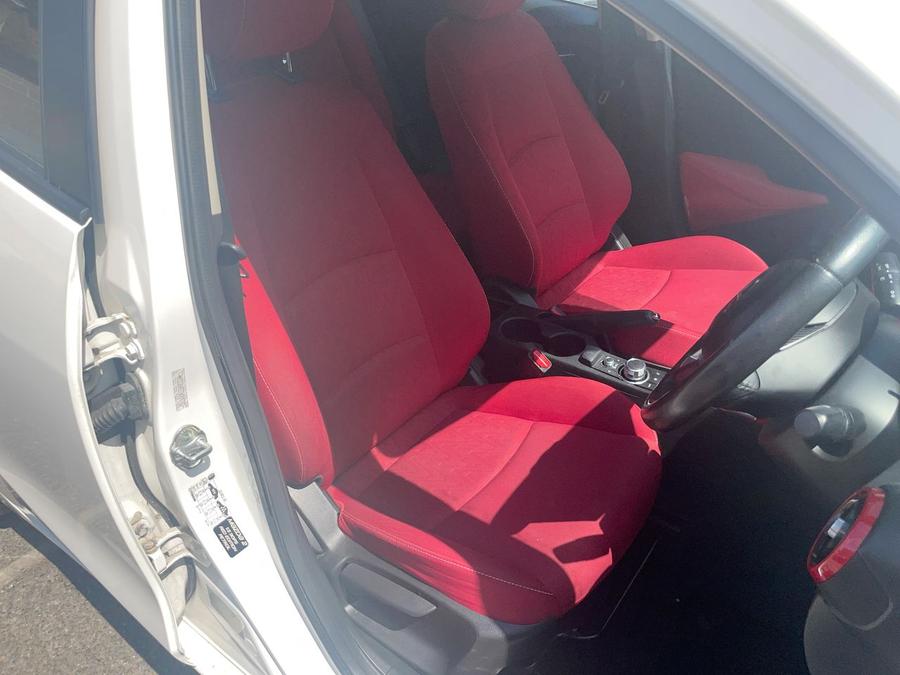 Mazda Mazda2 Photo spincar-b9d94c30ba0bb2ff236fdf8014522f0e989b96b2.jpg