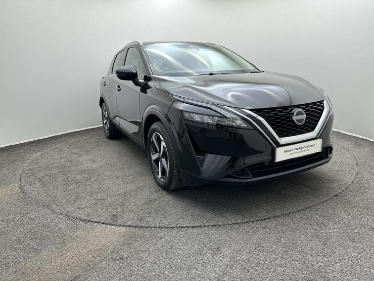 Nissan QASHQAI Photo spincar-ba0fc30c3fdd8f103682271138834165f231a27e.jpg