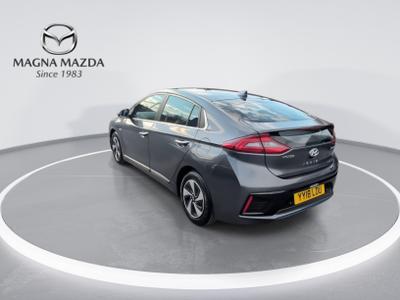 Hyundai IONIQ Photo 6