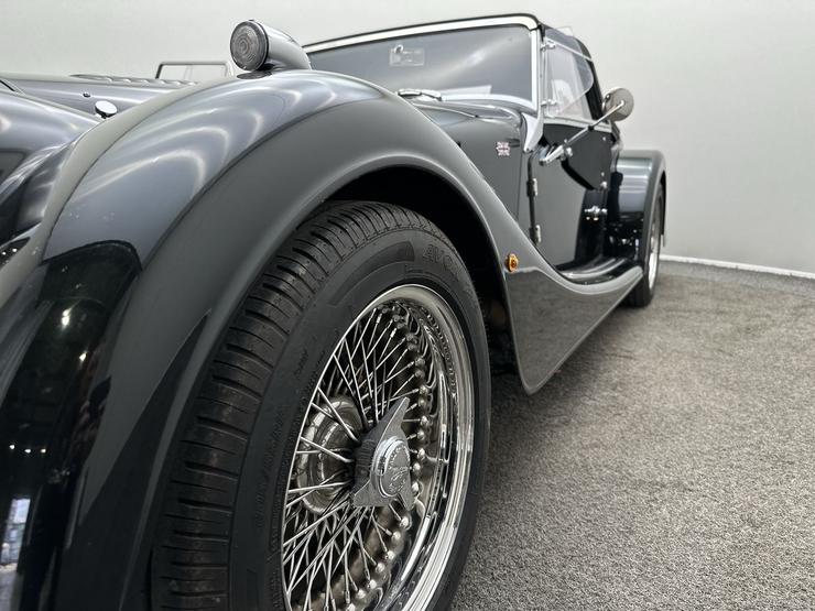 Morgan ROADSTER V6 Photo spincar-bb513faa1a93edd6bf1e85e0a39994af35fefe87.jpg