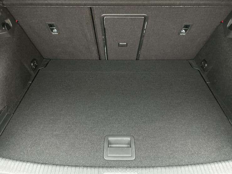 Volkswagen GOLF Photo spincar-bbd8149249c1e568ac54e8209a64d8b3848790de.jpg