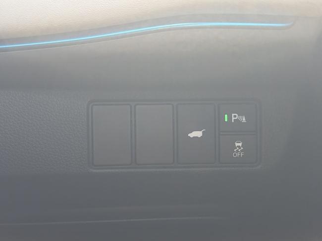 Honda HR-V Photo spincar-bc7db65b4eff41bcec9caa6fdcbbeead92328137.jpg