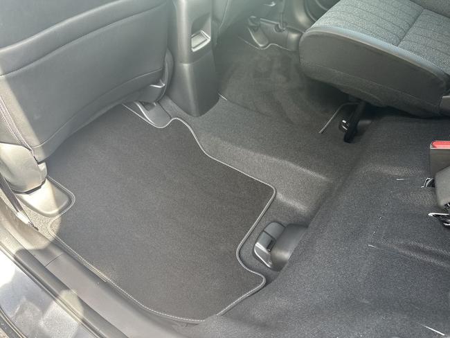 Honda Jazz Photo spincar-bcad17b1adc0b698030110a5d0db2fa40c4ca3dd.jpg