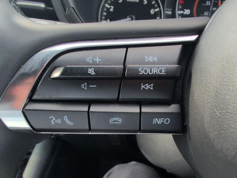 Mazda Mazda3 Photo spincar-bded1950f48623f8a91d2eebf7b0b9907aea2dd6.jpg