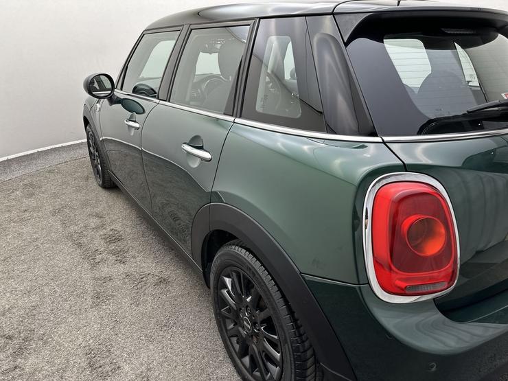 MINI Cooper Photo spincar-be29460a0054a02fc5541c4f99bb3d03555219f4.jpg