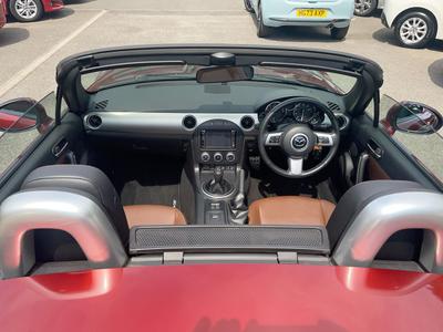 Mazda MX-5 Photo 24