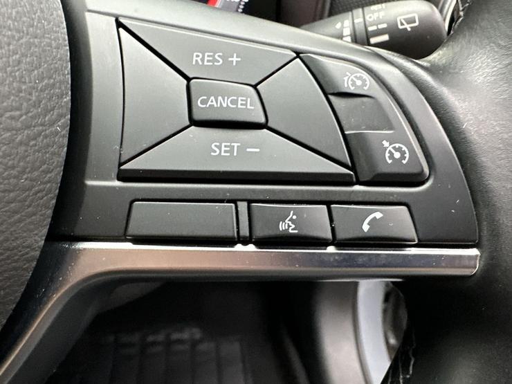 Nissan JUKE Photo spincar-bea954ddf19d2d1bc52f215cea068b99603b2c44.jpg