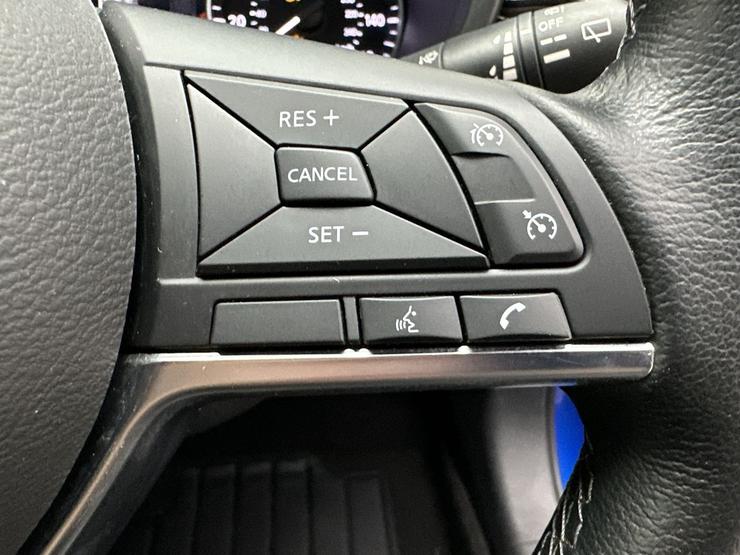 Nissan JUKE Photo spincar-bfc4f9d086176b07222f4152c0ef8ab1a45359b0.jpg