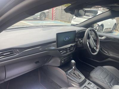 Ford Focus Photo 13