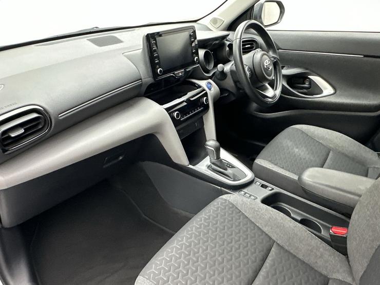 Toyota Yaris Photo spincar-c0956ec7cab3dfe0f872dbe0608b47886f4ed4a6.jpg
