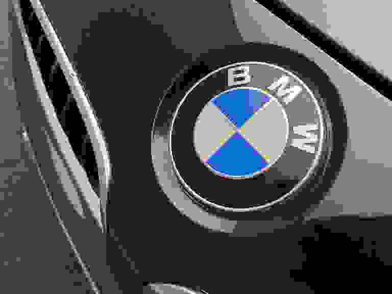 BMW 4 SERIES Photo spincar-c0a2fb0299f07455a0e048d3820b818b3457bf07.jpg