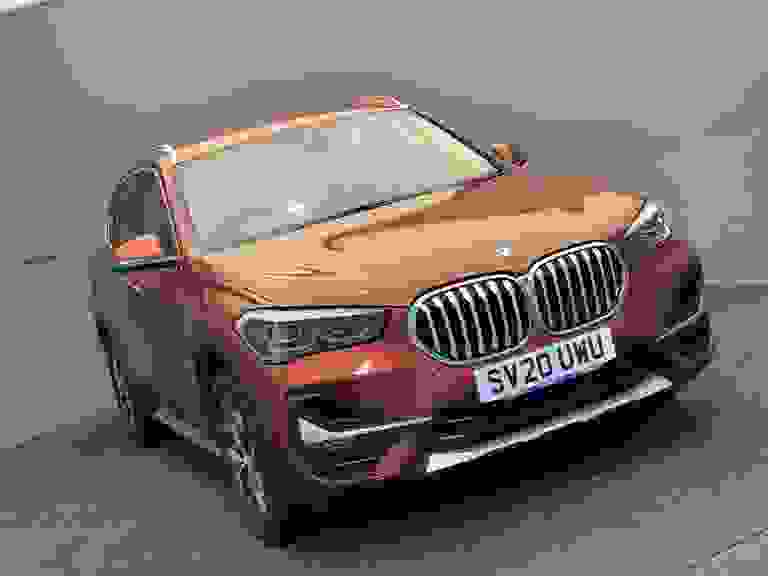 BMW X1 Photo spincar-c0d1d615faf734fdd55e1b85b07d7dd96693f159.jpg