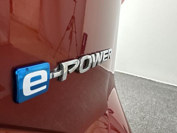 Nissan QASHQAI Photo spincar-c0e1cbbaa14ee30cf06b71f43ba05cda5b0f6612.jpg