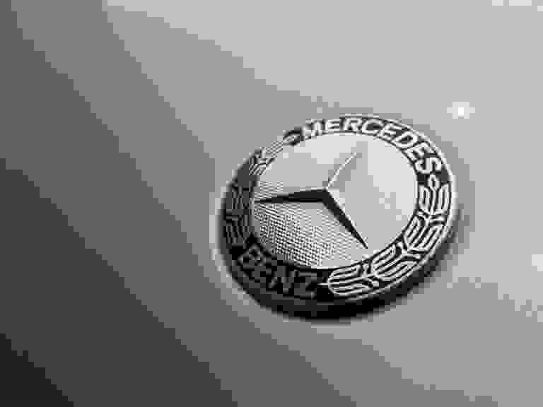 MERCEDES-BENZ X CLASS Photo spincar-c13f66c80ae478a108631e552496dda99f432fbd.jpg