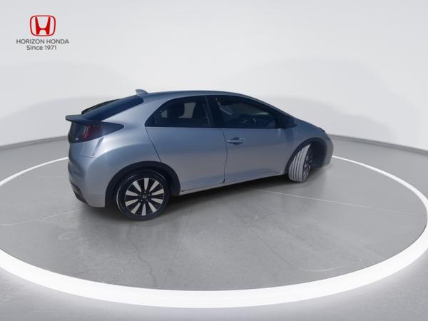 Honda Civic Photo 8