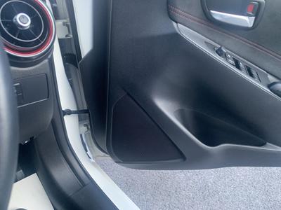 Mazda Mazda2 Photo 39